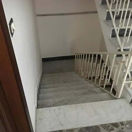 Serena E Tranquilla Casa Vacanze In Centro 아파트