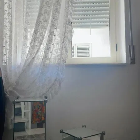 Апартаменты Serena E Tranquilla Casa Vacanze In Centro Чиро-Марина